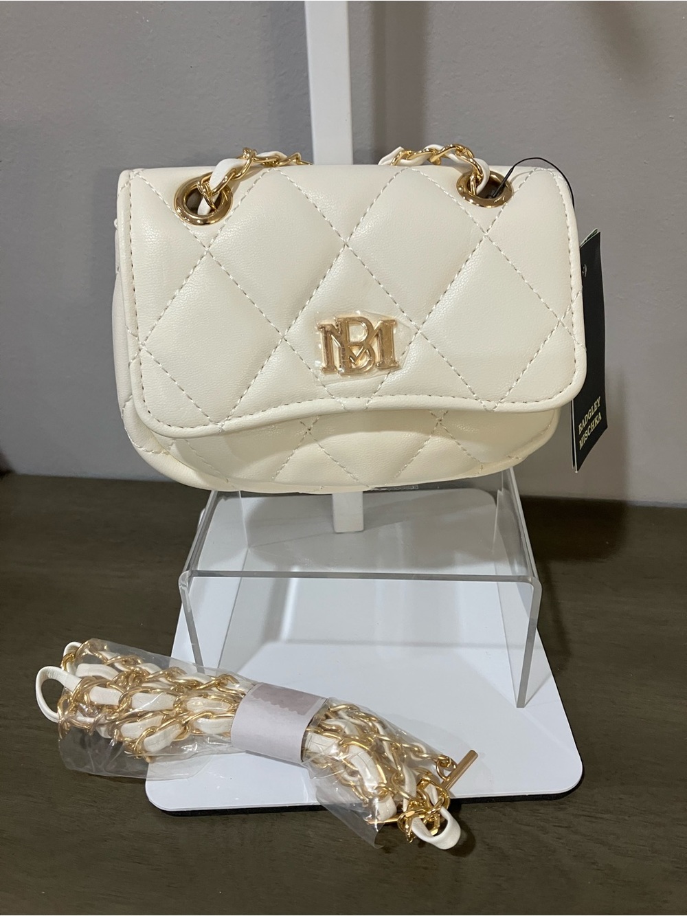 Badgley Mischka Quilted Mini Bag in Cream with Gold Hardware’s - Picture 2 of 6